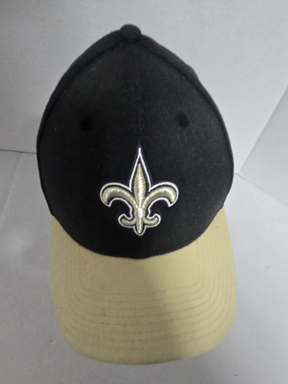 🏈 New Era New Orleans Saints 39THIRTY Stretch Fit Hat M/L – Black & Gold